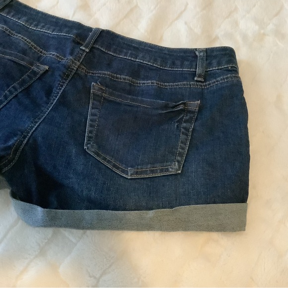 SO Jean shorts - Picture 7 of 8